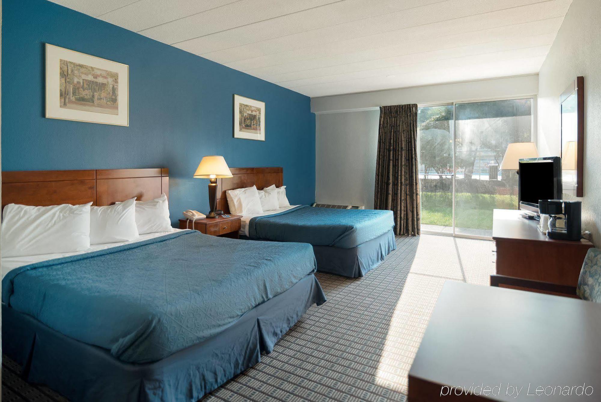 Rodeway Inn Greenfield Ngoại thất bức ảnh