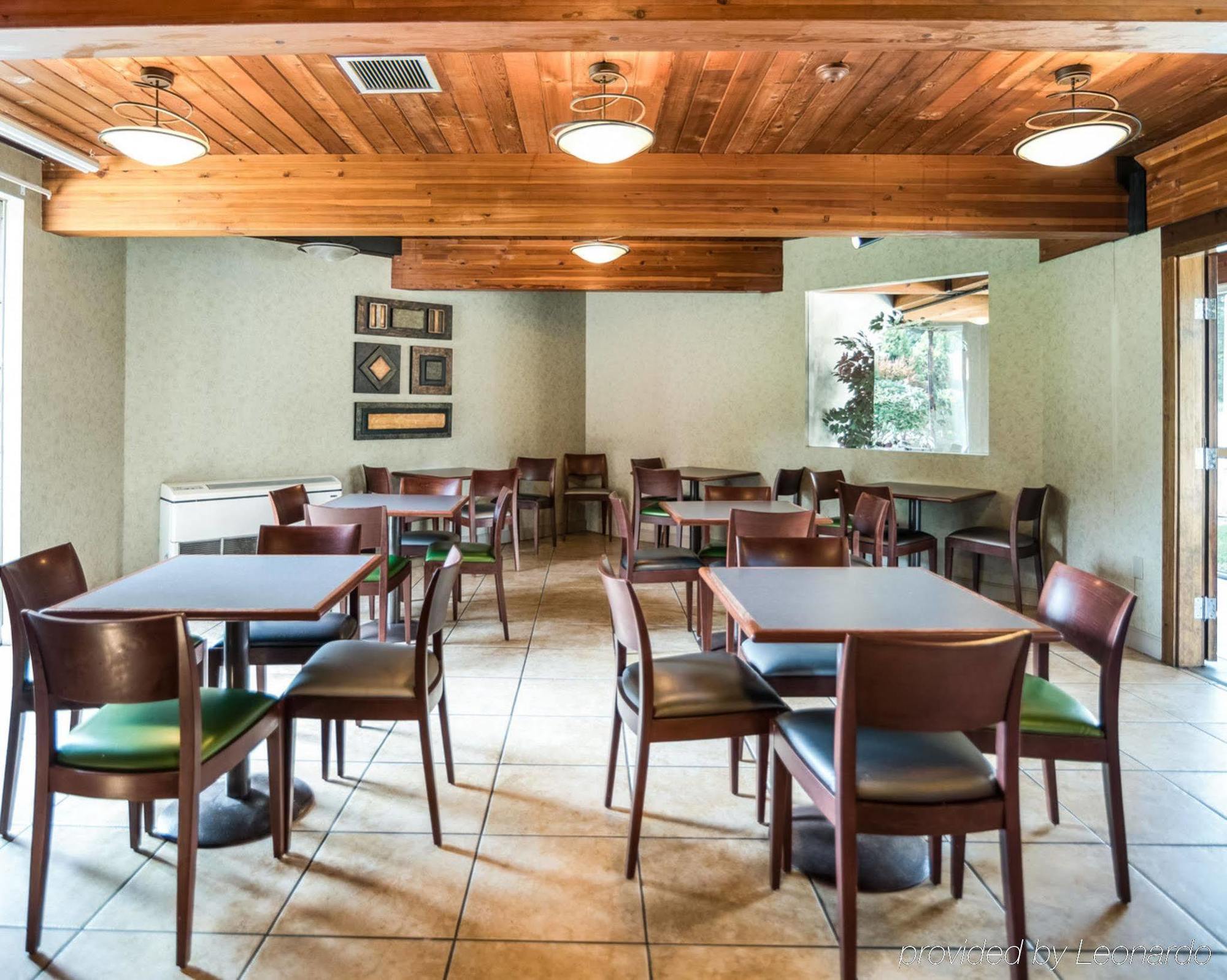 Rodeway Inn Greenfield Ngoại thất bức ảnh